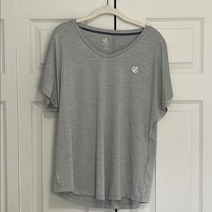 Dare2b Gray Relaxed Short Sleeve Tee